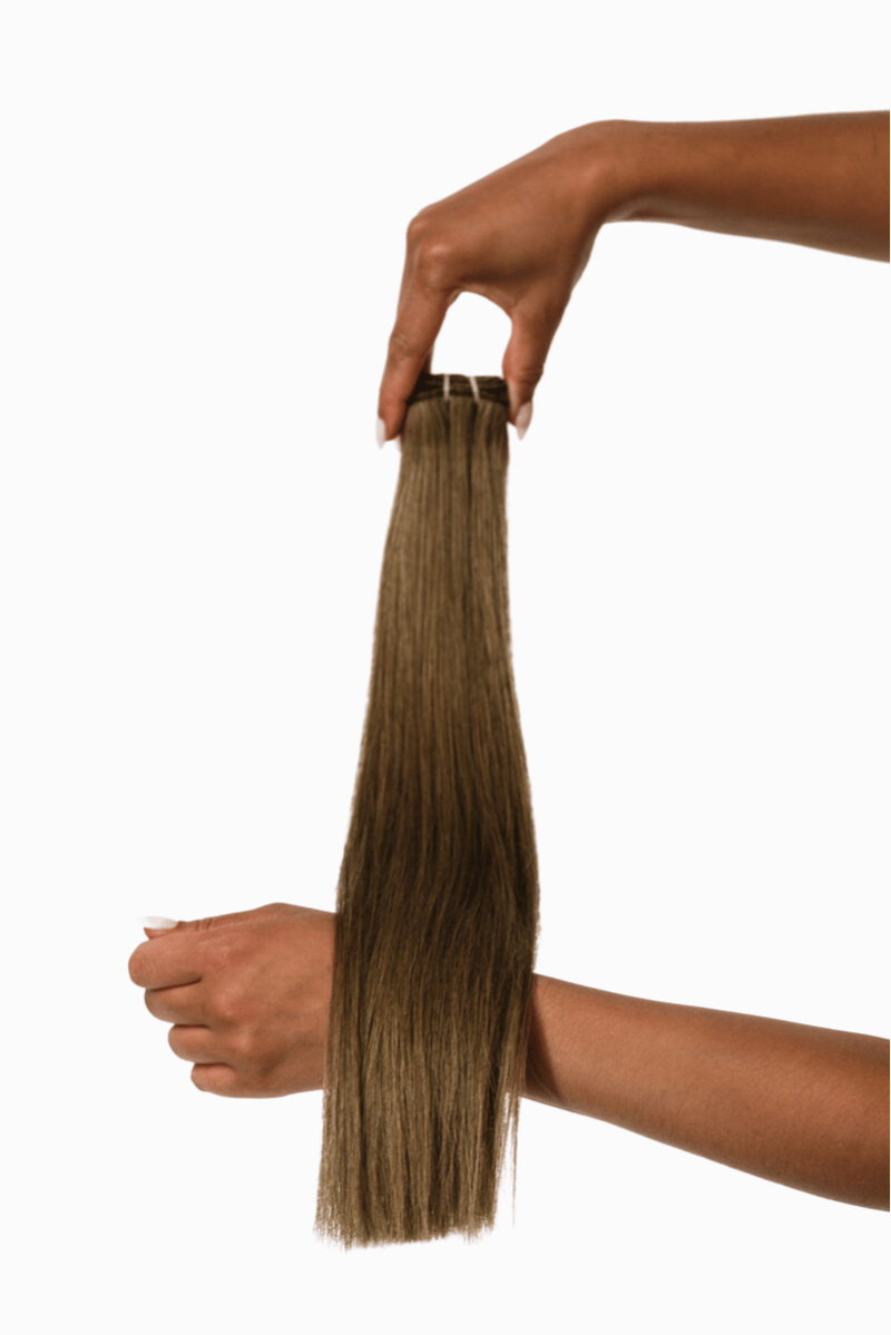 Classic Wefts 24" 100g Smokey Brown (#4C) Natural Straight - Locks De Luxe