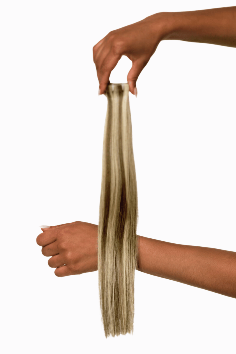 Tape Ins 24" 50g Chai Latte Highlight Blend (#6C/#60) Natural Straight