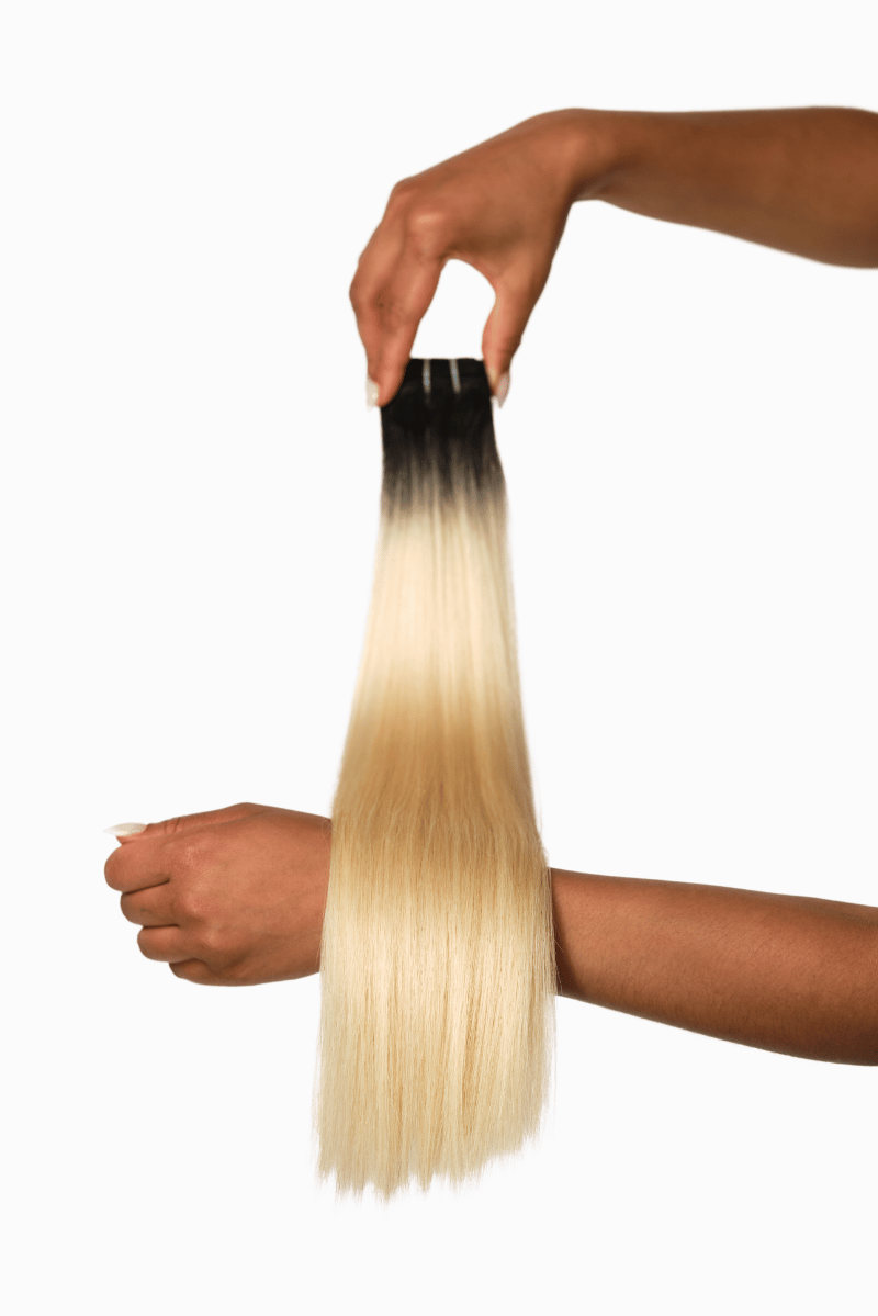 Classic Wefts 24" 100g Natural Black/Beach Blonde Root Melt (#1B/#613) Natural Straight - Locks De Luxe