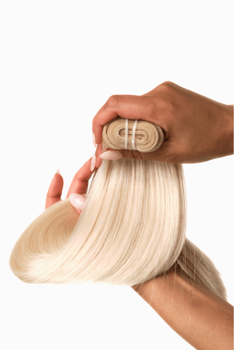 Classic Wefts 18" 100g Platinum Blonde (#60C) Natural Straight - Locks De Luxe